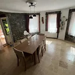 Oasis Tasin Zarafeti,modern Rahatlik ダラマン