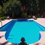 Oasis Tasin Zarafeti,modern Rahatlik ヴィラ