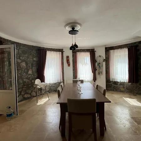 Villa Oasis Tasin Zarafeti,modern Rahatlik *