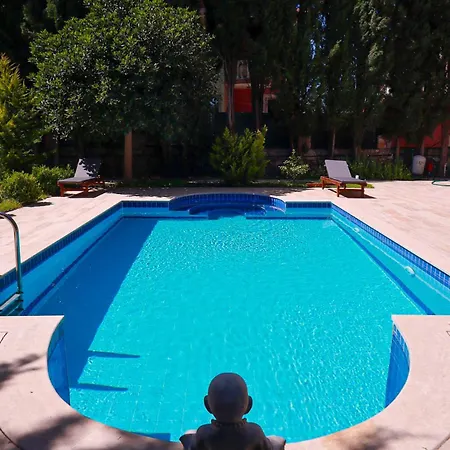 Oasis Tasin Zarafeti,modern Rahatlik Villa