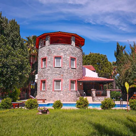Oasis Tasin Zarafeti,modern Rahatlik Villa Dalaman