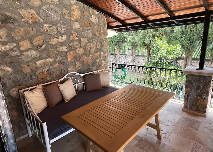 Oasis Tasin Zarafeti,modern Rahatlik Willa *