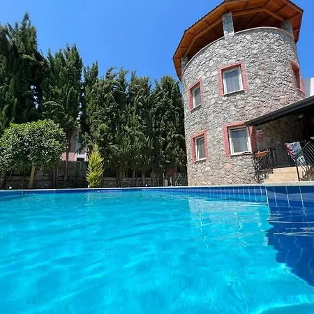 Villa Oasis Taşın Zarafeti,modern Rahatlık *
